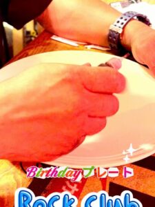 🎂チョコペン一発勝負！！ 今回のバースデープレートは コナン […]